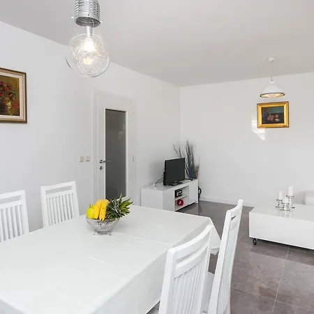 Dupcic Apartment